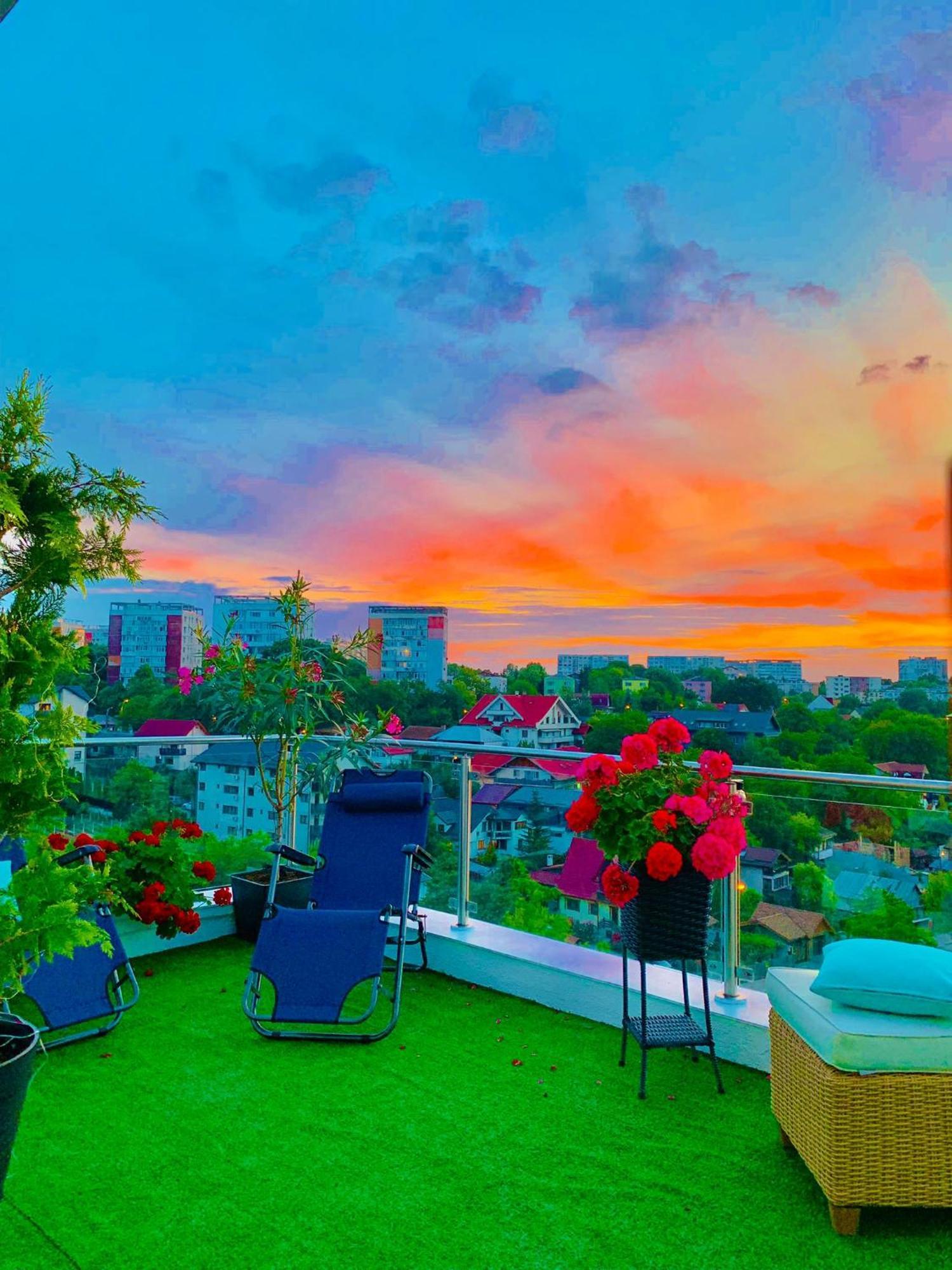 Penthouse View Aeroport Iasi Apartment Luaran gambar